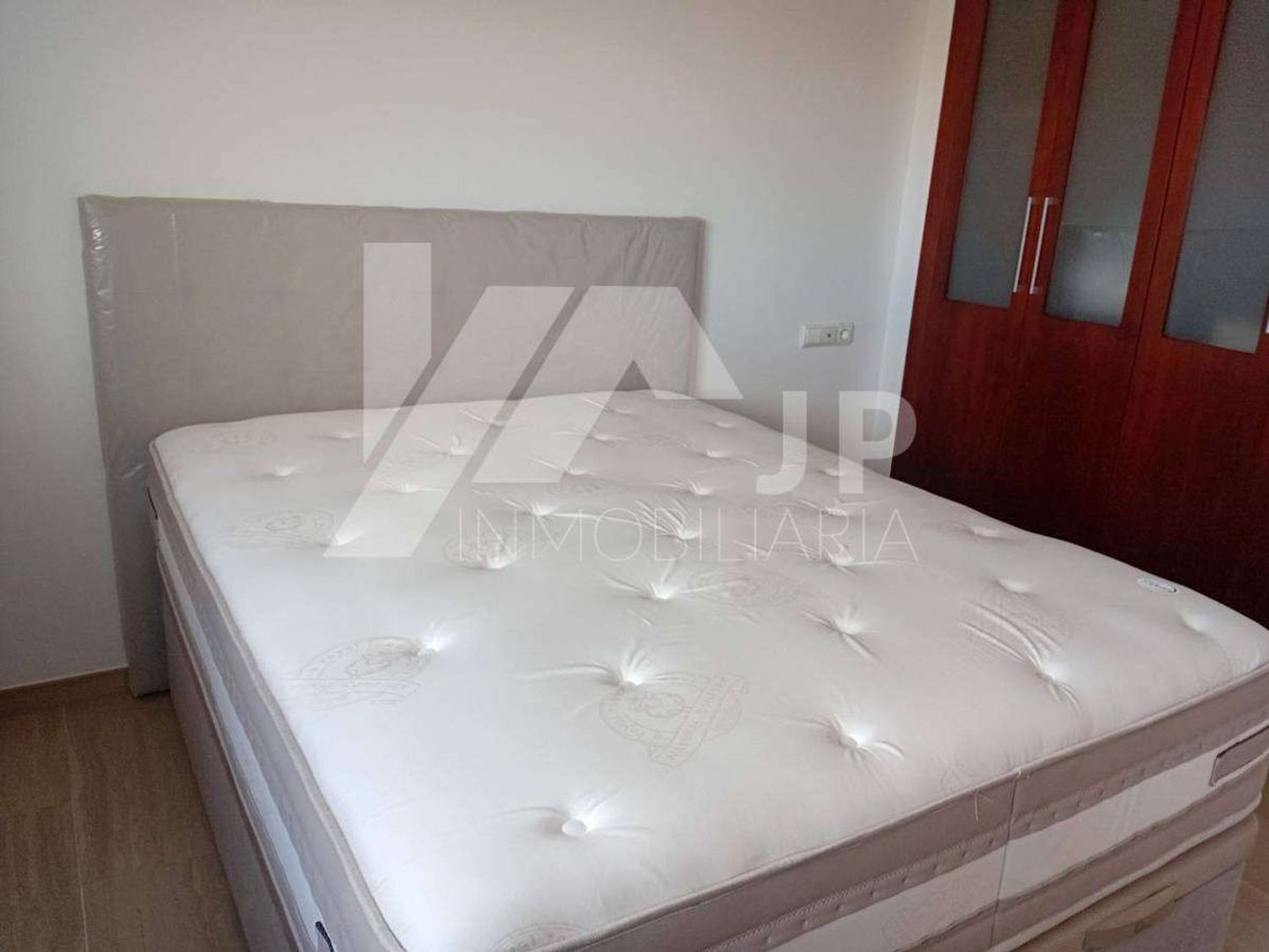 Piso de 120 m² en Granada