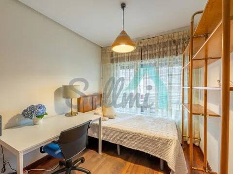 Piso de 122 m² en Oviedo