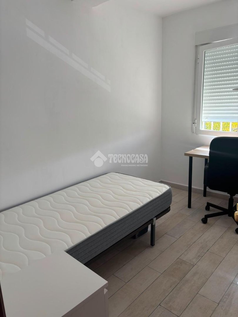 Piso de 79 m² en Granada