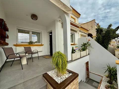 Casa de 98 m² en Orihuela