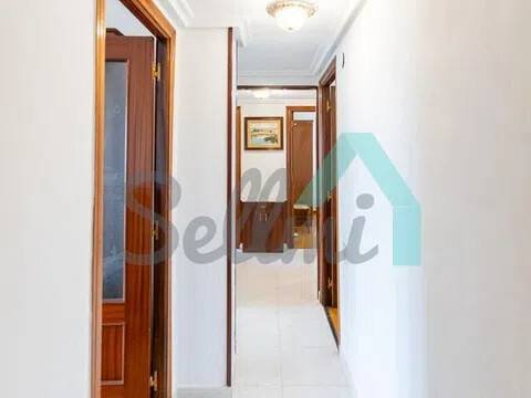 Piso de 80 m² en Oviedo