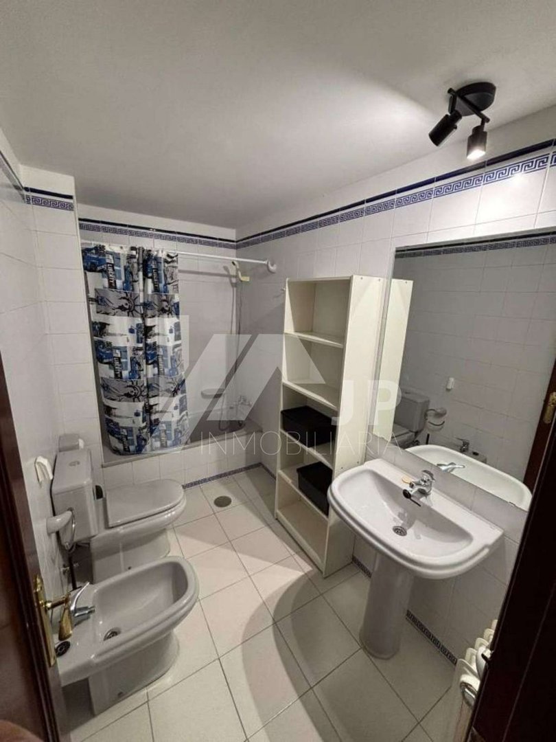 Piso de 103 m² en Granada