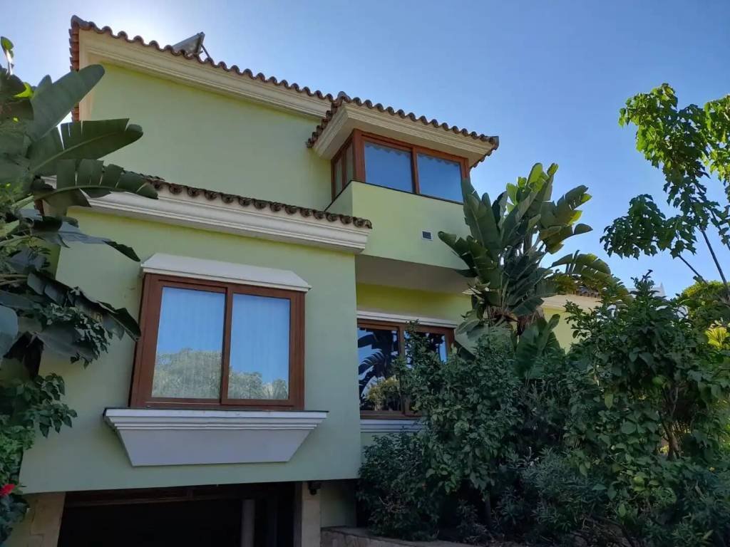 Casa de 752 m² en Estepona