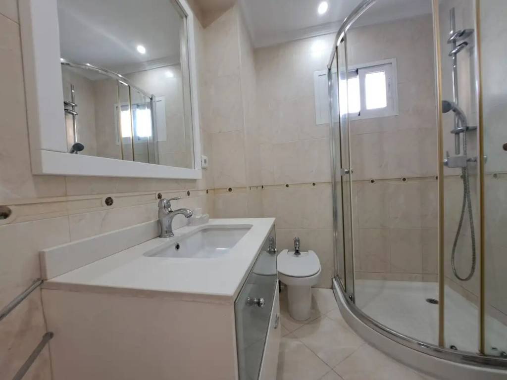 Piso de 65 m² en Benalmádena