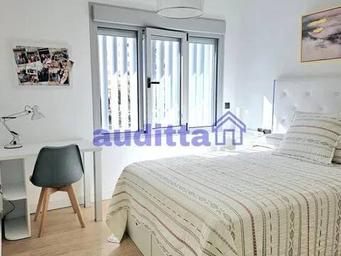 Piso de 90 m² en Sevilla