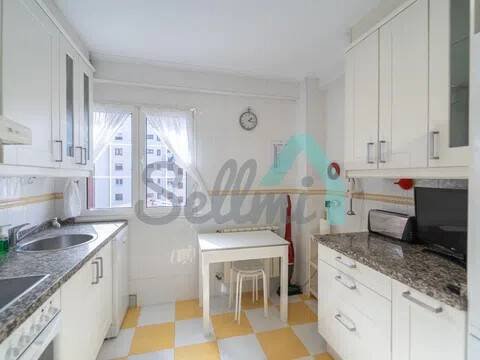 Piso de 92 m² en Oviedo
