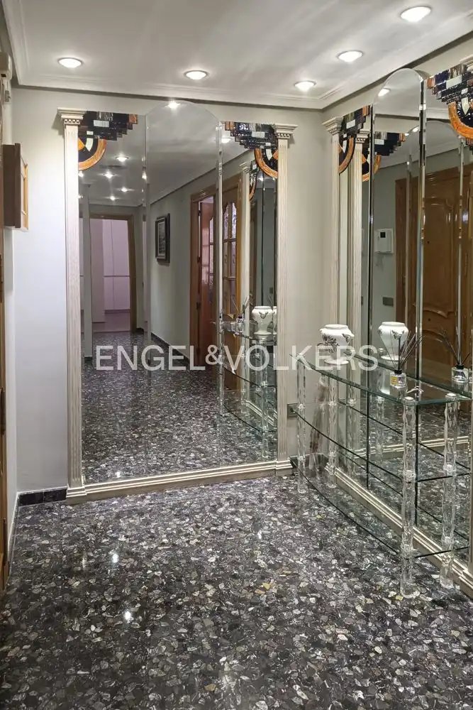 Flat 200 m² in Ontinyent