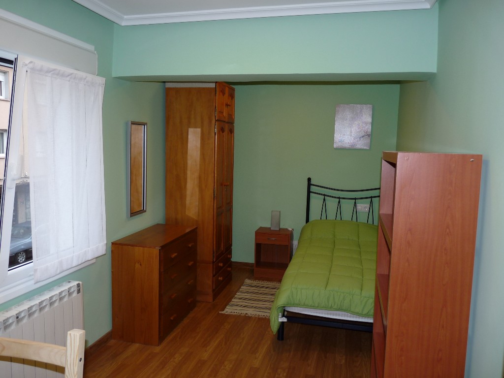 Habitación 80 m², Oviedo