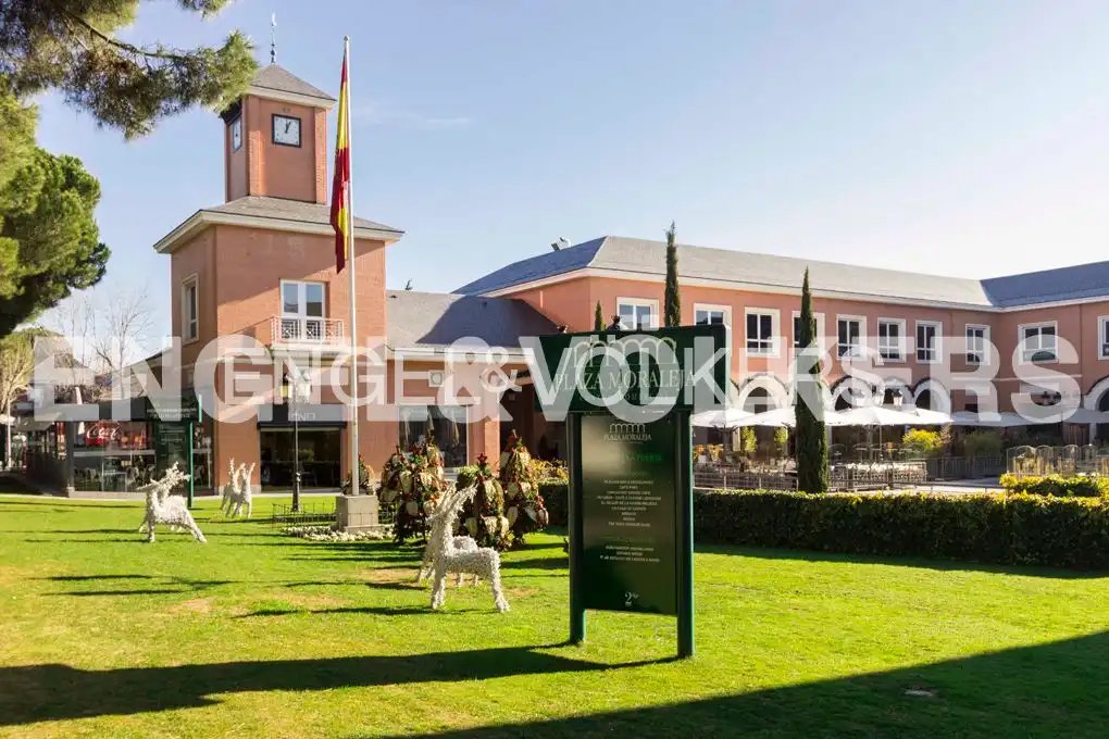 Piso de 230 m² en Alcobendas