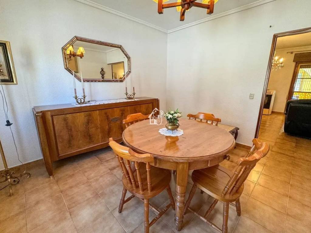 Casa de 1250 m² en Rojales