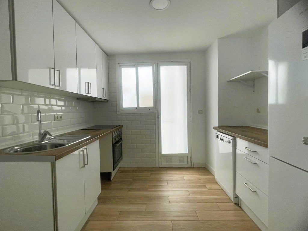 Flat 141 m² in Granada