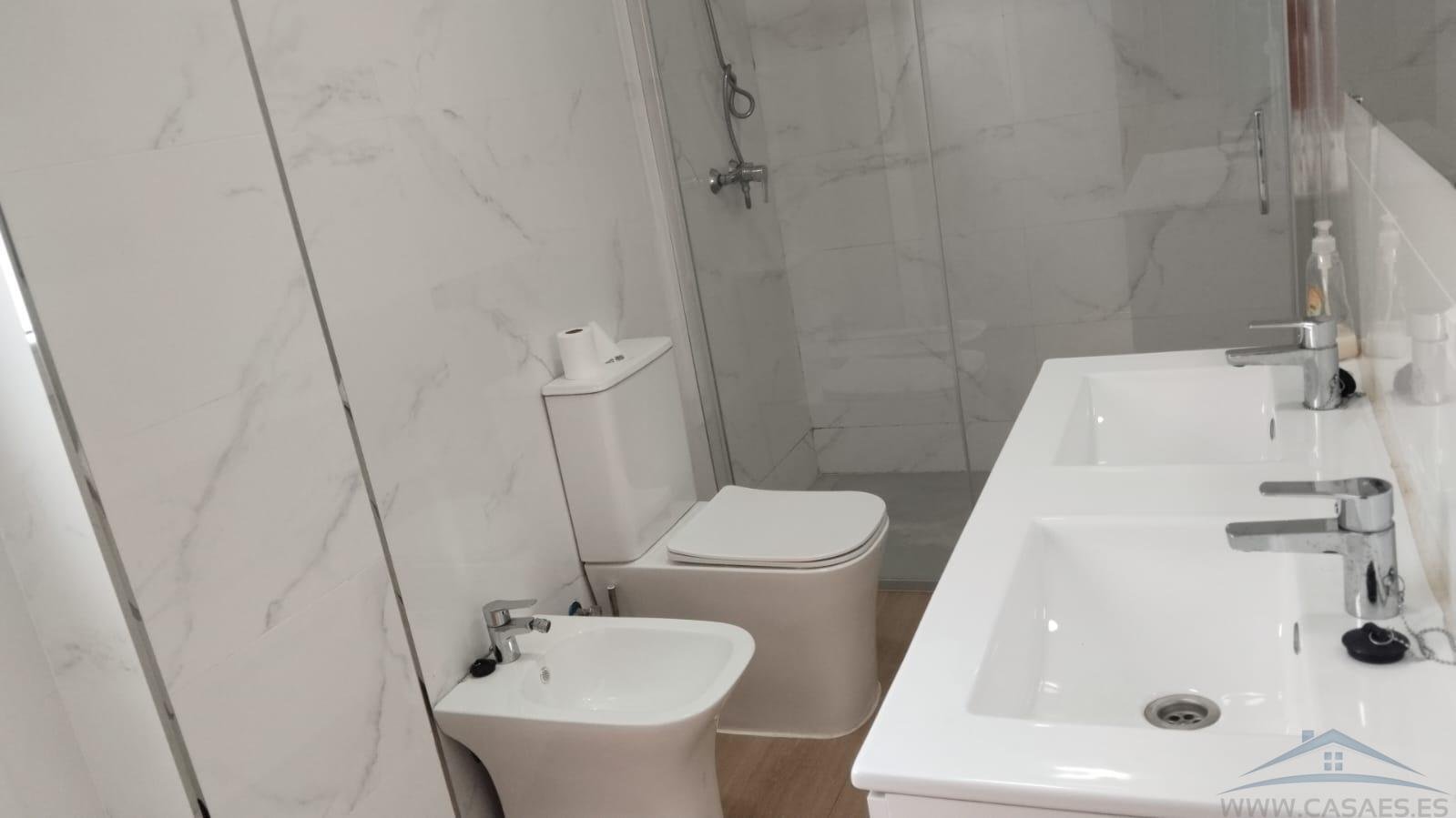 Habitación 140 m², Almería