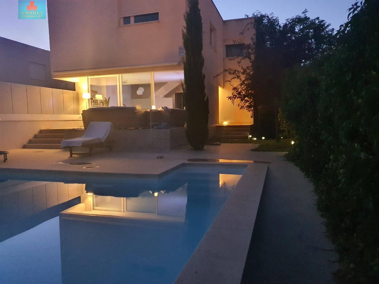Casa de 265 m² en Ávila