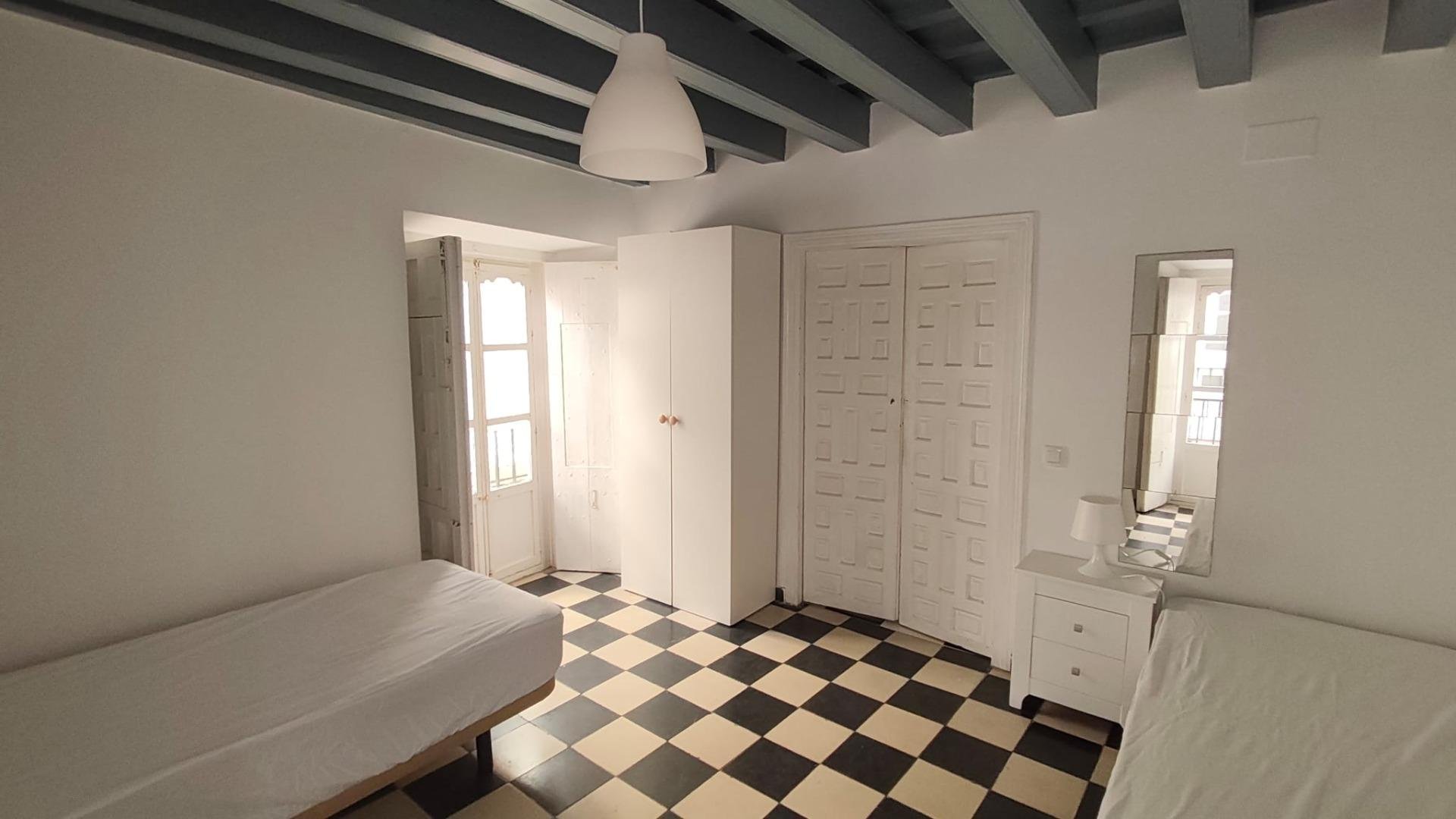 Piso de 70 m² en Cádiz