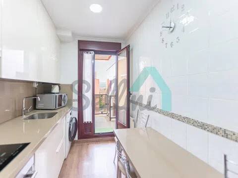 Piso de 80 m² en Oviedo