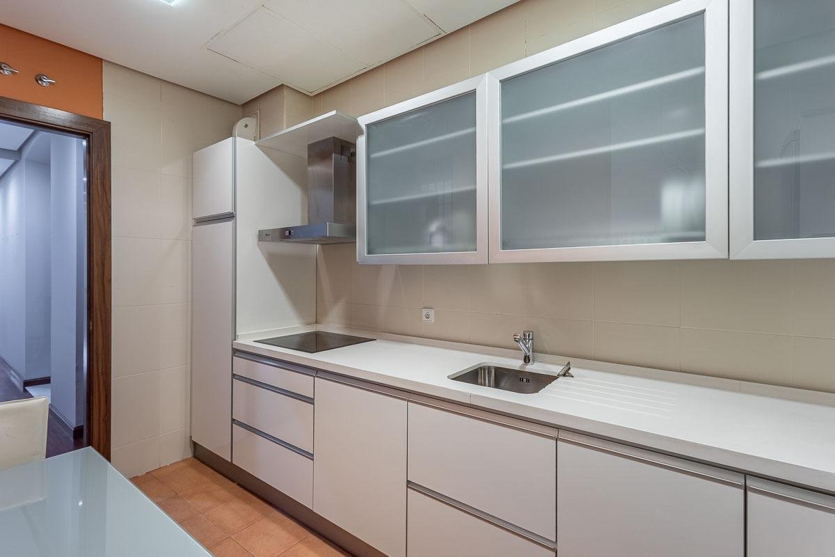 Piso de 140 m² en Granada