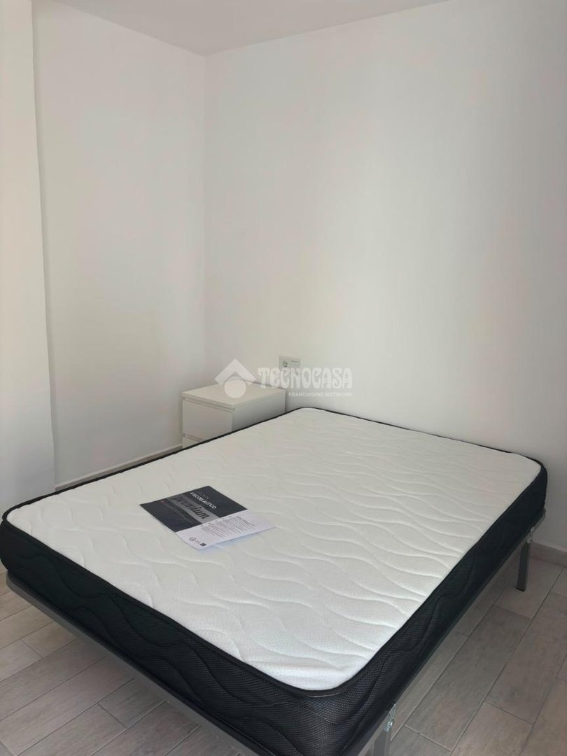 Piso de 79 m² en Granada
