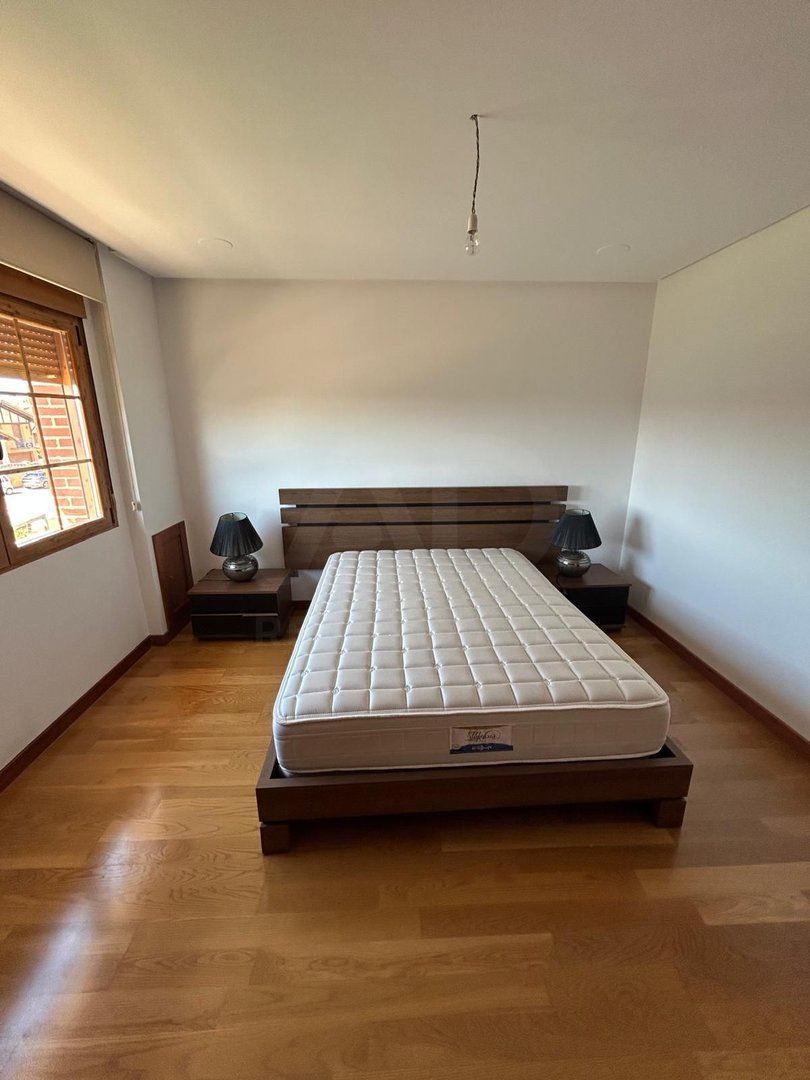 Haus 235 m² in Sariegos