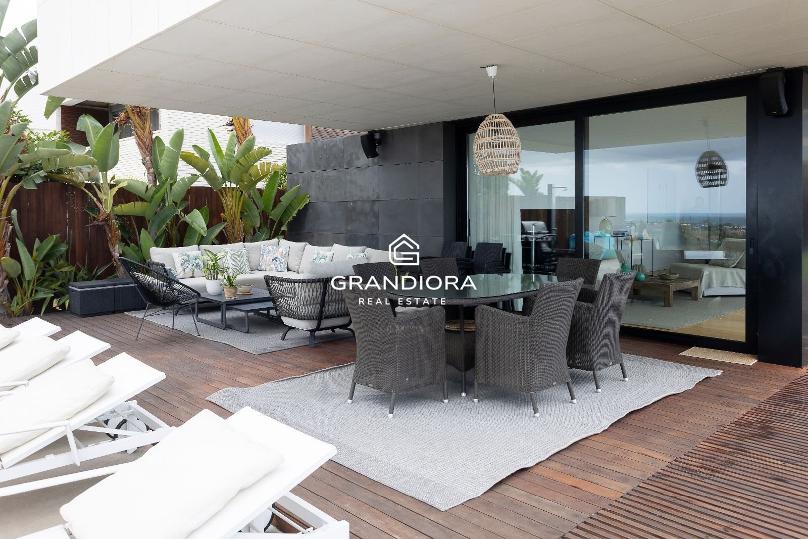 Casa de 450 m² en Población de Arroyo