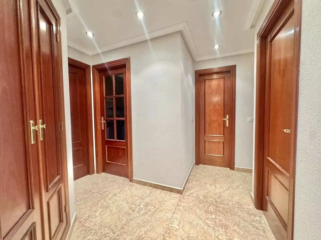 Piso de 99 m² en Ávila