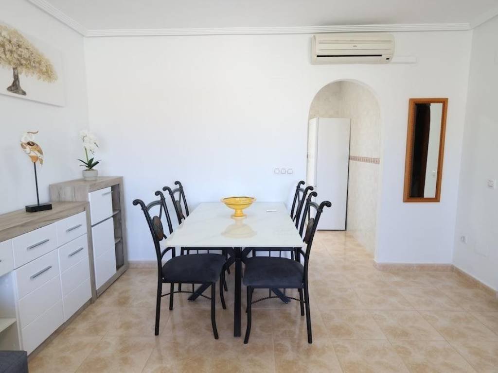 Pis de 70 m² a Oriola