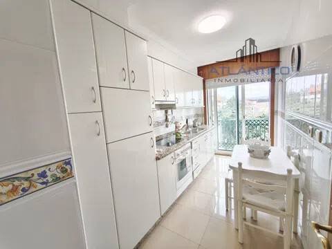 Piso de 88 m² en Carballo