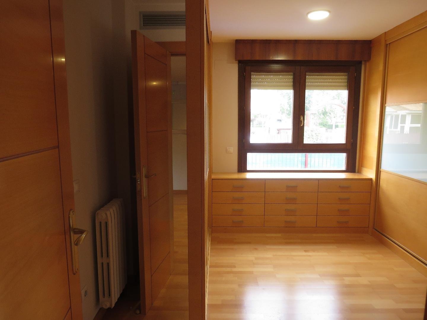 Pis de 355 m² a Saragossa