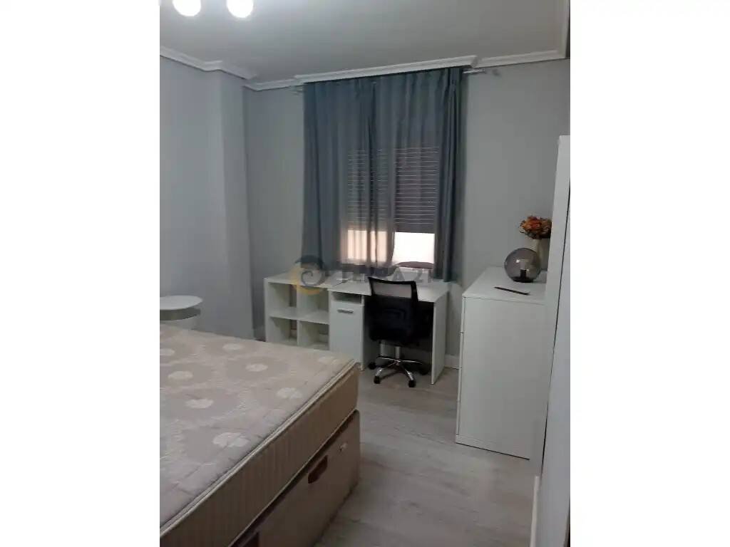 Flat 106 m² in Jaén