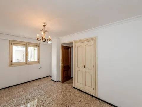 Piso de 136 m² en Alicante
