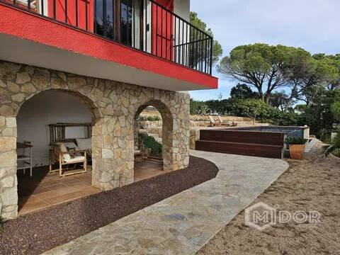Casa de 227 m² en Sant Feliu de Guíxols