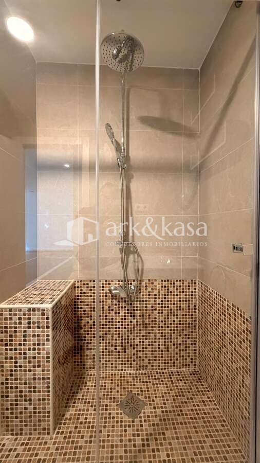 Pis de 75 m² a València