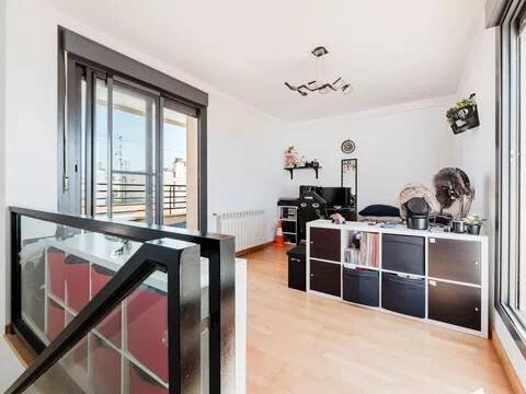 Piso de 271 m² en la Pobla de Vallbona