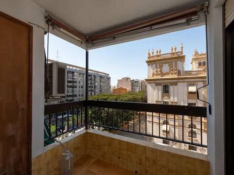 Piso de 136 m² en Alicante