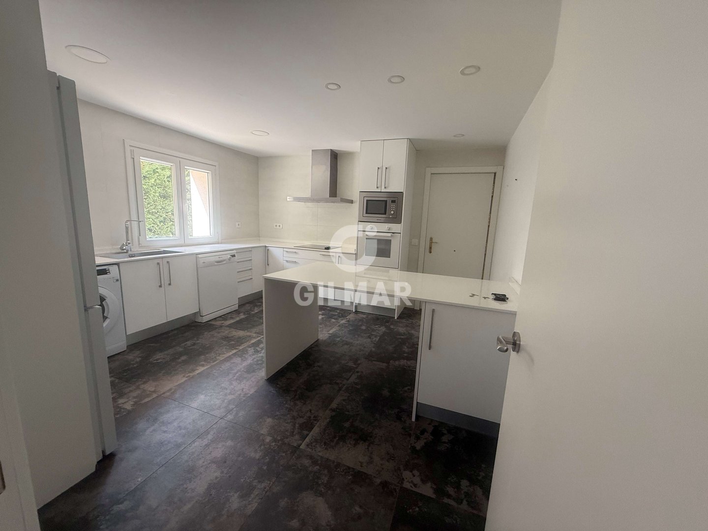 Casa de 300 m² a Becerril de la Sierra