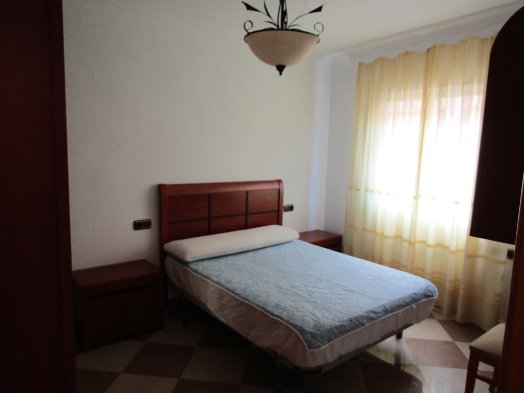 Piso de 90 m² en Granada