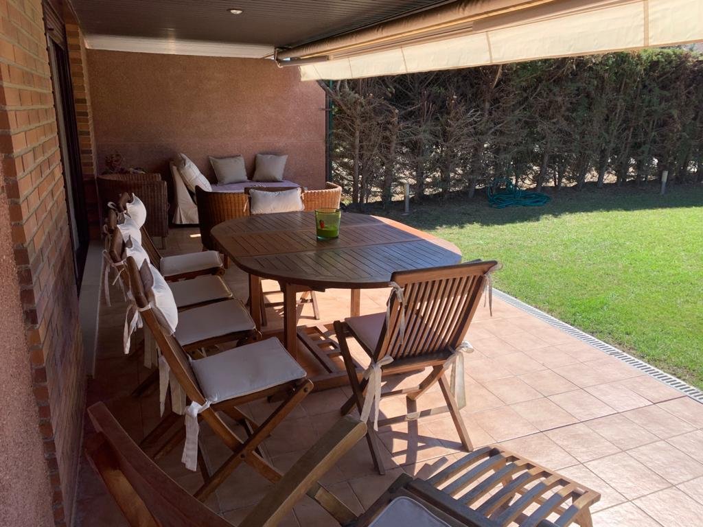 Casa de 437 m² en Villanueva de Gállego