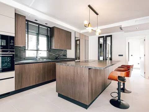 Haus 355 m² in Marbella