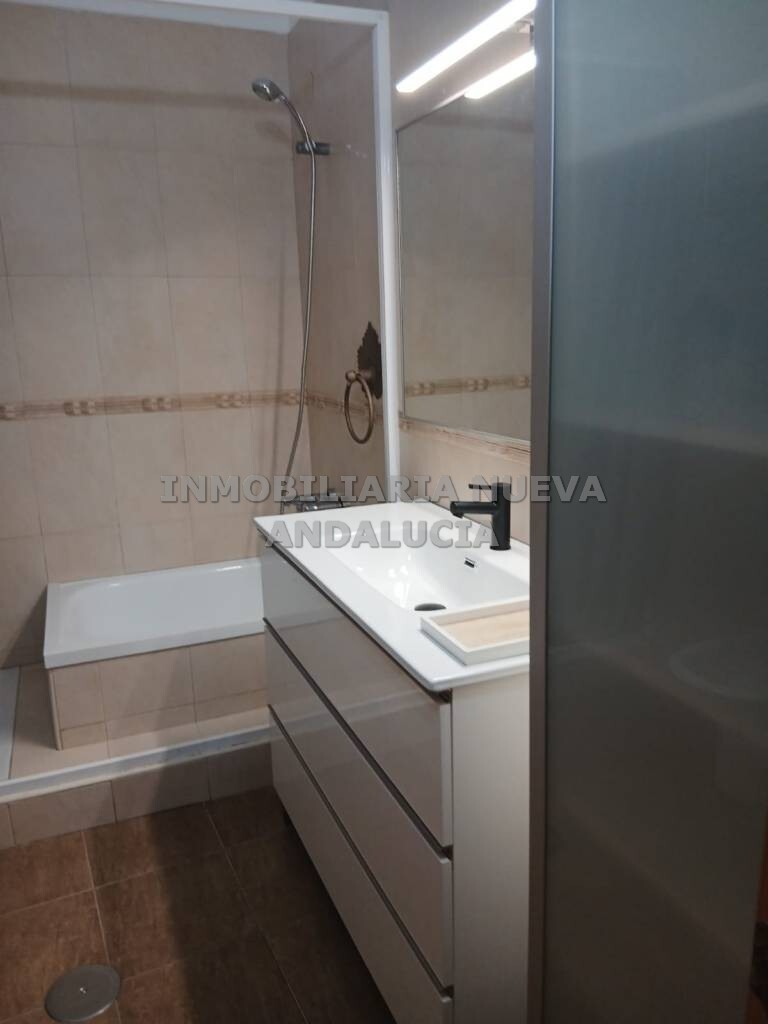Piso de 90 m² en Almería