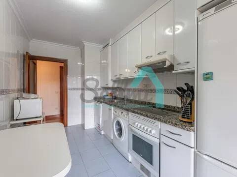 Pis de 111 m² a Oviedo