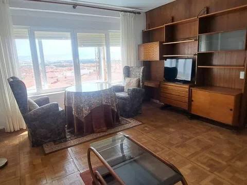 Piso de 100 m² en Ávila