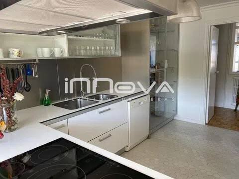 Piso de 240 m² en Poio