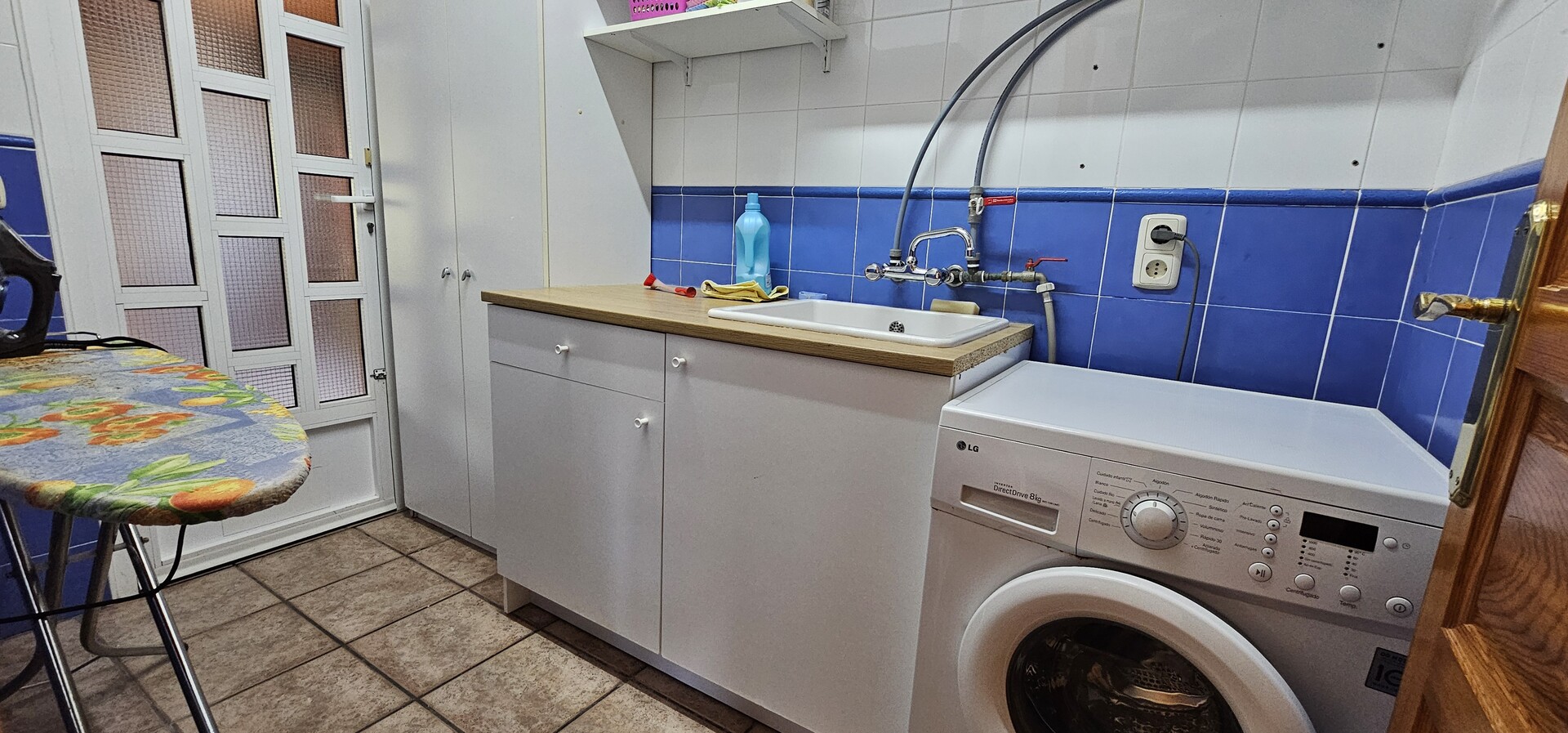 Piso de 1500 m² en Totana