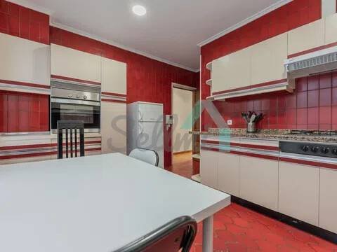 Piso de 153 m² en Oviedo