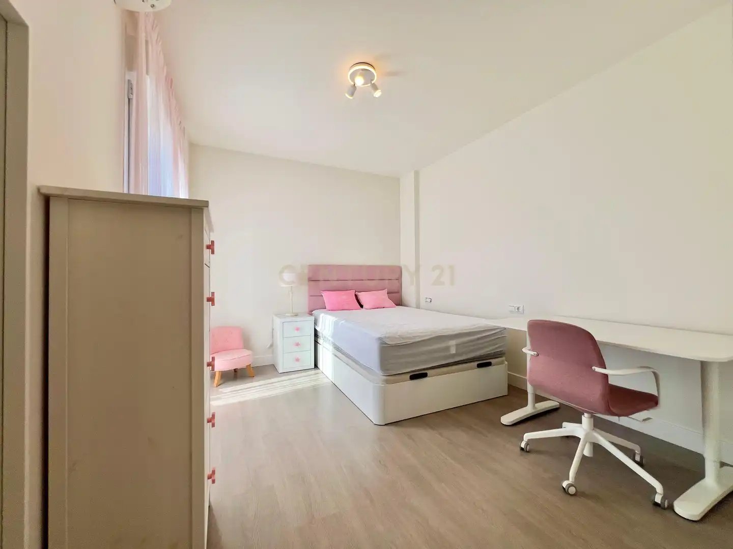 House 250 m² in Ogíjares