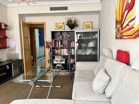 Apartamento 95 m² em Sevilla