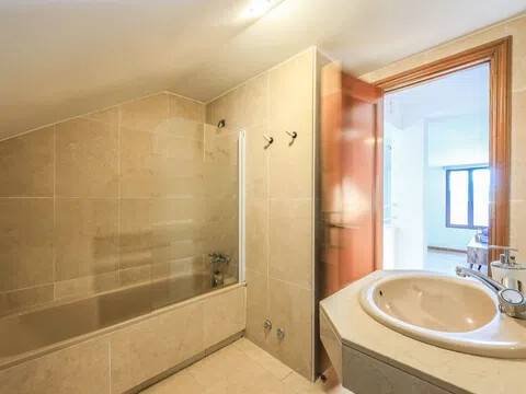 Wohnung 217 m² in Madrid