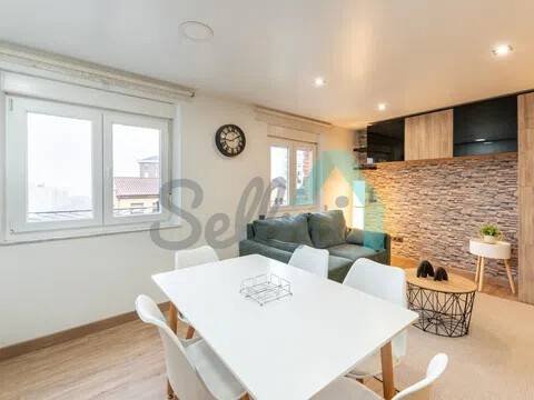 Piso de 79 m² en Oviedo