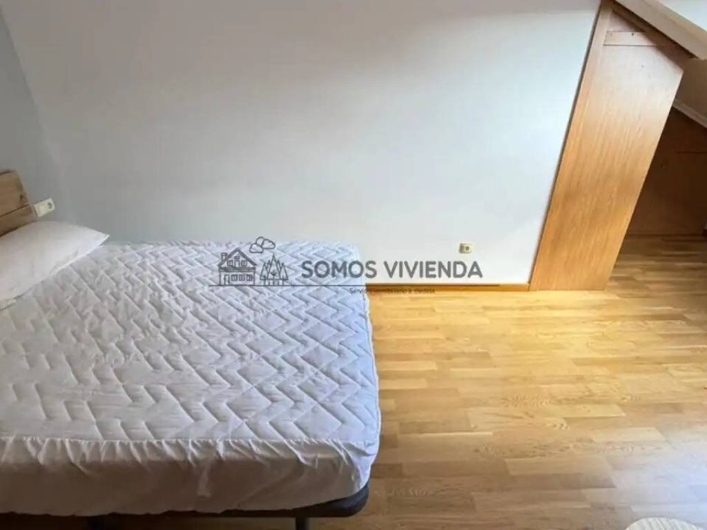 Piso de 95 m² en Ourense