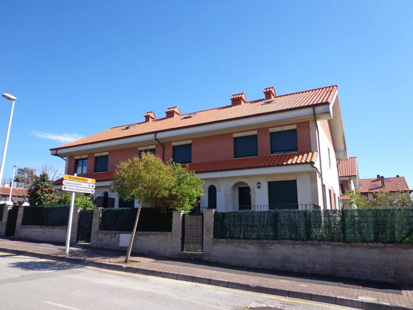 Casa de 210 m² en Ribamontán al Mar