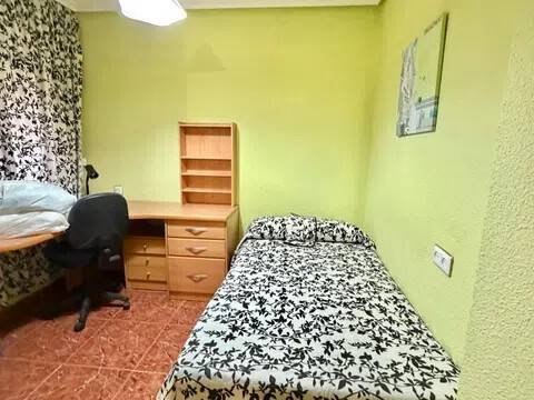 Habitación 110 m², Jaén